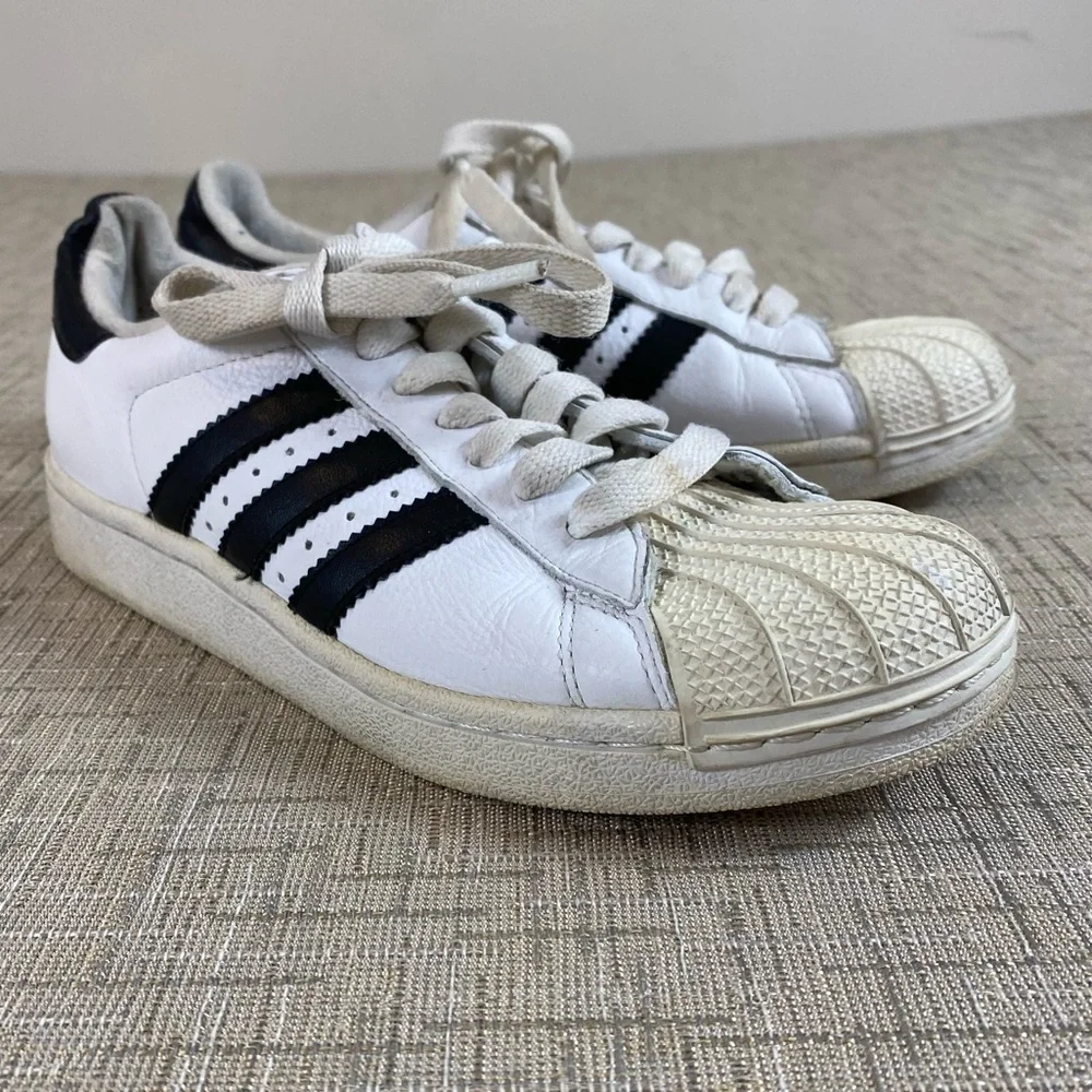 Adidas Vintage Youth Superstar Clamshell White Black Stripes Leather Sneaker Sz4